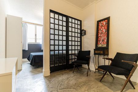 Sala de kitnet/studio para alugar com 1 quarto, 27m² em Consolação, São Paulo