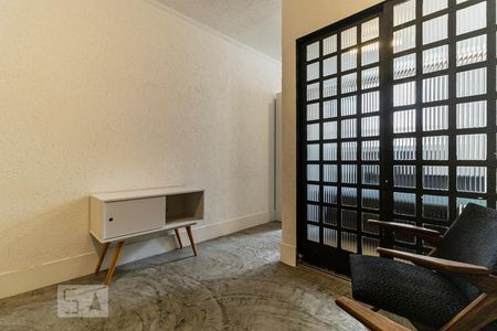 Sala de kitnet/studio para alugar com 1 quarto, 27m² em Consolação, São Paulo