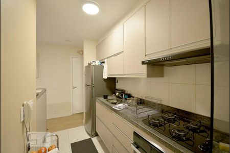 Apartamento à venda com 54m², 2 quartos e 1 vaga Apartamento à venda com 54m², 2 quartos e 1 vagaCozinha
