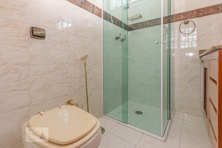 Casa à venda com 155m², 3 quartos e 2 vagasBanheiro