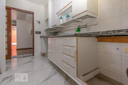 Casa à venda com 155m², 3 quartos e 2 vagasCozinha