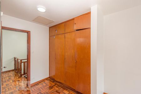 Casa à venda com 155m², 3 quartos e 2 vagasSuíte