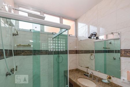 Casa à venda com 155m², 3 quartos e 2 vagasBanheiro