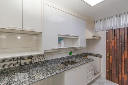 Casa à venda com 155m², 3 quartos e 2 vagasCozinha