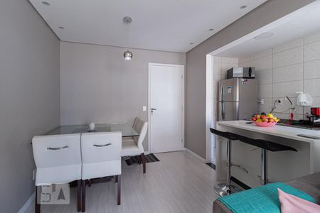 Apartamento à venda com 50m², 2 quartos e 1 vaga Apartamento à venda com 50m², 2 quartos e 1 vagaSala