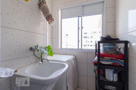 Apartamento à venda com 50m², 2 quartos e 1 vaga Apartamento à venda com 50m², 2 quartos e 1 vagaCozinha e Área de Serviço