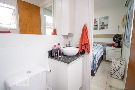 Casa à venda com 80m², 3 quartos e 1 vaga Casa à venda com 80m², 3 quartos e 1 vagaBanheiro da Suíte