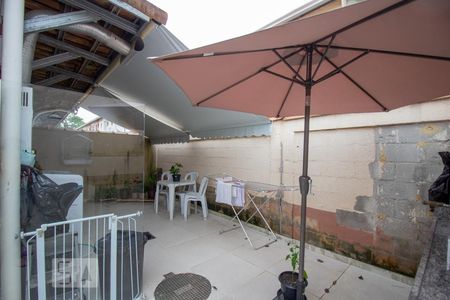 Casa à venda com 80m², 3 quartos e 1 vaga Casa à venda com 80m², 3 quartos e 1 vagaQuintal