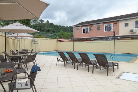 Casa à venda com 80m², 3 quartos e 1 vaga Casa à venda com 80m², 3 quartos e 1 vagaÁrea comum