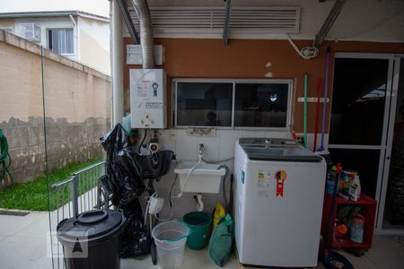 Casa à venda com 80m², 3 quartos e 1 vaga Casa à venda com 80m², 3 quartos e 1 vagaÁrea de Serviço