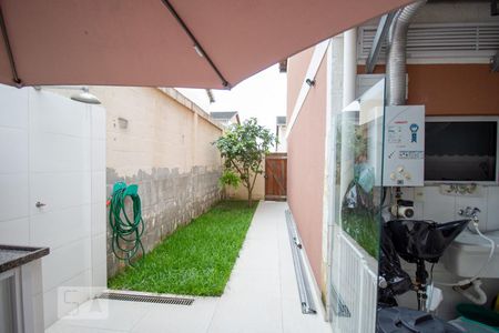 Casa à venda com 80m², 3 quartos e 1 vaga Casa à venda com 80m², 3 quartos e 1 vagaQuintal