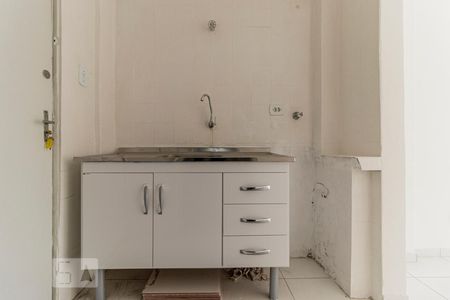 Cozinha de kitnet/studio à venda com 1 quarto, 28m² em Vila Buarque, São Paulo