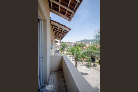 Casa de condomínio à venda com 112m², 3 quartos e 2 vagasVaranda do Quarto 1