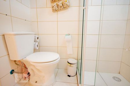 Casa de condomínio à venda com 112m², 3 quartos e 2 vagasBanheiro 2