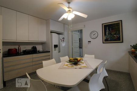 Cozinha de casa à venda com 4 quartos, 875m² em Brooklin Paulista, São Paulo