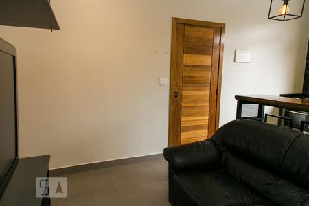 Sala de kitnet/studio para alugar com 1 quarto, 38m² em Vila Gustavo, São Paulo