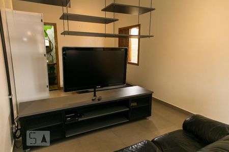 Sala de kitnet/studio para alugar com 1 quarto, 38m² em Vila Gustavo, São Paulo