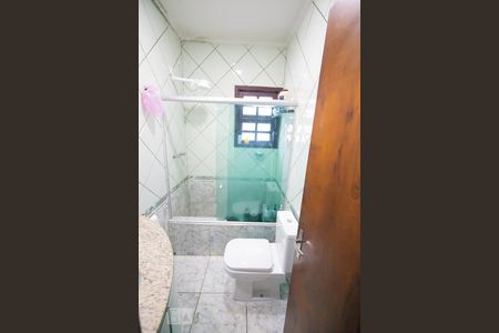 Casa de condomínio à venda com 250m², 3 quartos e 2 vagasBanheiro Social