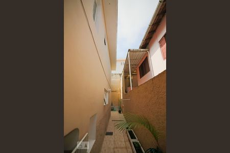 Casa de condomínio à venda com 250m², 3 quartos e 2 vagasLavanderia