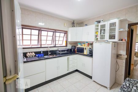 Casa de condomínio à venda com 250m², 3 quartos e 2 vagasCozinha