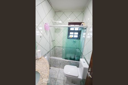 Casa de condomínio à venda com 250m², 3 quartos e 2 vagasBanheiro Social