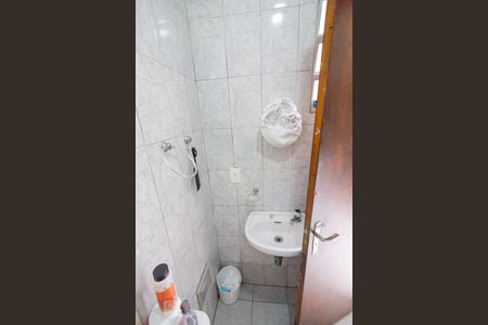 Casa de condomínio à venda com 250m², 3 quartos e 2 vagasLavanderia