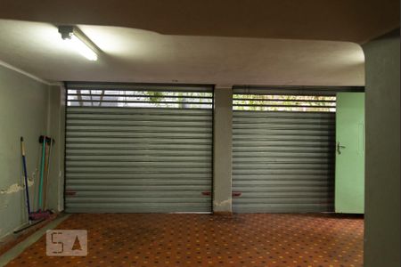 Casa à venda com 365m², 4 quartos e 4 vagasGaragem