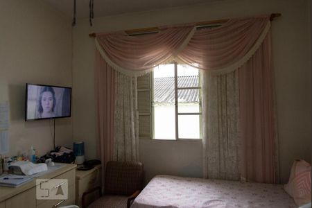 Casa à venda com 365m², 4 quartos e 4 vagasQuarto 2