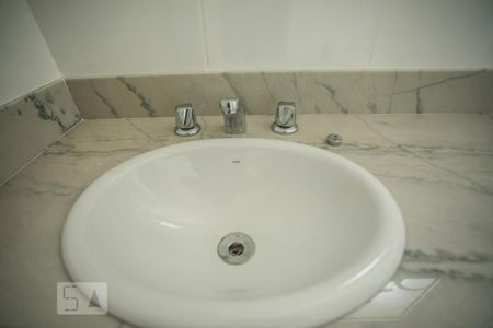 Apartamento à venda com 72m², 2 quartos e 2 vagasBanheiro 2 - Torneira