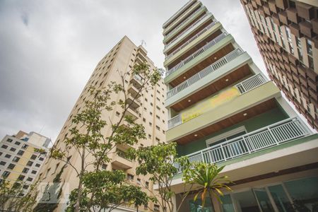 Apartamento à venda com 72m², 2 quartos e 2 vagasFachada