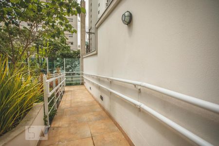 Apartamento à venda com 72m², 2 quartos e 2 vagasRampa de Acesso