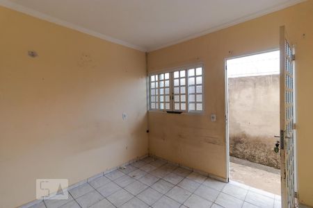 Casa à venda com 130m², 4 quartos e 3 vagasSala 02 (Fundos)