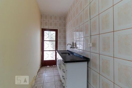 Casa à venda com 130m², 4 quartos e 3 vagasCozinha 01