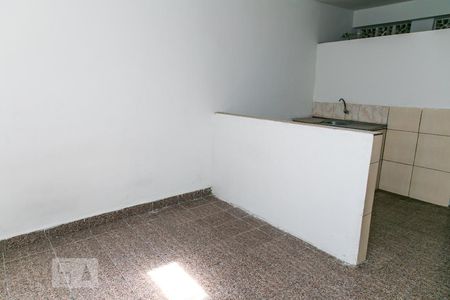 Sala/Quarto de kitnet/studio para alugar com 1 quarto, 40m² em Parque Edu Chaves, São Paulo