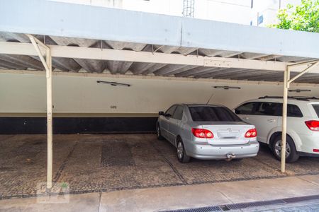 Apartamento para alugar com 220m², 4 quartos e 2 vagas Apartamento para alugar com 220m², 4 quartos e 2 vagasGaragem
