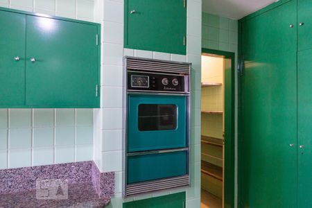 Apartamento para alugar com 220m², 4 quartos e 2 vagas Apartamento para alugar com 220m², 4 quartos e 2 vagasForno