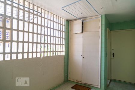 Apartamento para alugar com 220m², 4 quartos e 2 vagas Apartamento para alugar com 220m², 4 quartos e 2 vagasÁrea de Serviço