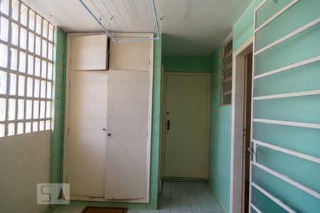 Apartamento para alugar com 220m², 4 quartos e 2 vagas Apartamento para alugar com 220m², 4 quartos e 2 vagasÁrea de Serviço