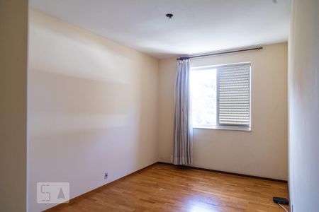 Apartamento para alugar com 220m², 4 quartos e 2 vagas Apartamento para alugar com 220m², 4 quartos e 2 vagasQuarto 2