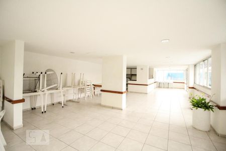 Apartamento para alugar com 74m², 3 quartos e 1 vagaSalão de Festas