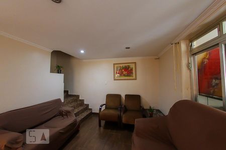 Sala de casa à venda com 3 quartos, 240m² em Vila Rosalia, Guarulhos