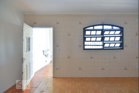Cozinha de casa para alugar com 1 quarto, 50m² em Vila Ipojuca, São Paulo