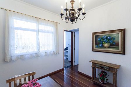 Sala de apartamento para alugar com 1 quarto, 30m² em Santa Tereza, Belo Horizonte