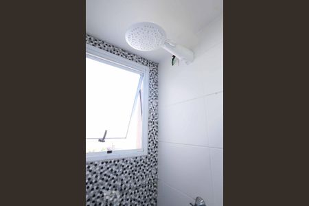 Apartamento à venda com 41m², 2 quartos e sem vagaChuveiro