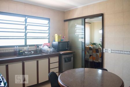 Apartamento para alugar com 180m², 5 quartos e 2 vagas Apartamento para alugar com 180m², 5 quartos e 2 vagascozinha