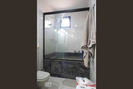 Apartamento para alugar com 180m², 5 quartos e 2 vagas Apartamento para alugar com 180m², 5 quartos e 2 vagasbanheiro quarto 1