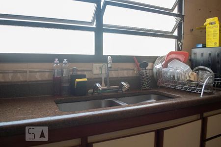 Apartamento para alugar com 180m², 5 quartos e 2 vagas Apartamento para alugar com 180m², 5 quartos e 2 vagascozinha