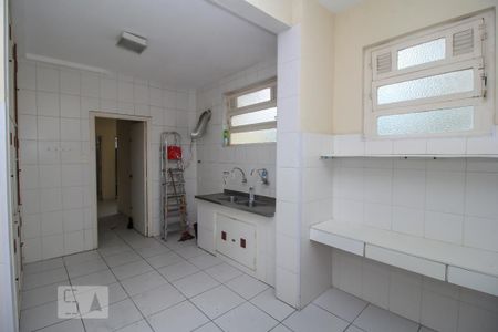 Apartamento à venda com 280m², 3 quartos e sem vagaCozinha - Armários