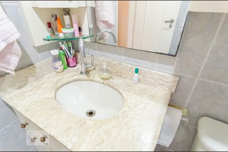 Apartamento à venda com 64m², 3 quartos e 1 vagaBanheiro Social