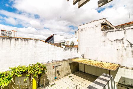 Casa à venda com 225m², 3 quartos e 4 vagasQuintal